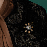 Amorino Arrowed Heart Brooch - Blue Sapphire