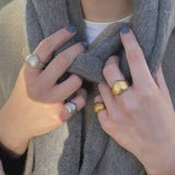 Harmony Sculptural Heart Signet Ring - Gold