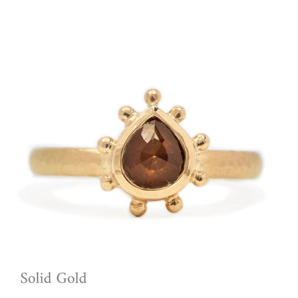 Greta Ring - Honey Diamond - Solid Gold