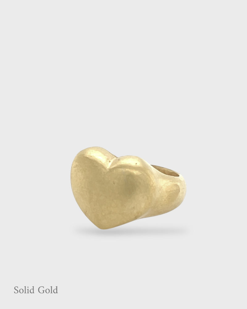 Harmony Sculptural Heart Signet Ring - Gold