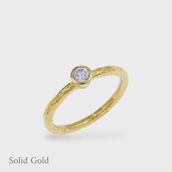 Laria Tiny Diamond Ring - Solid Gold