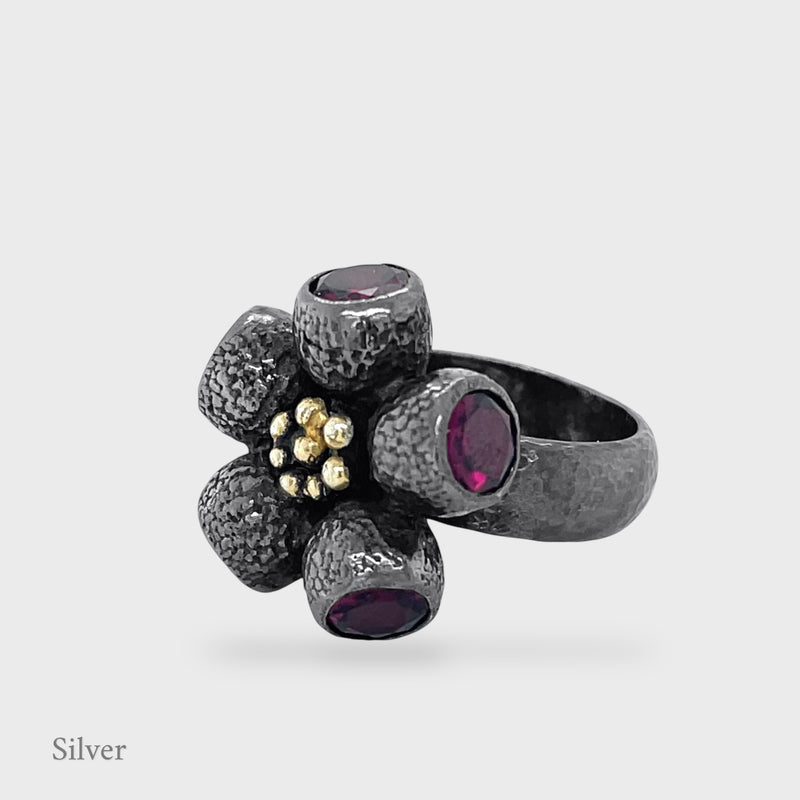 Ophelia Gumnut Flower Ring - Rhodolite Garnet - Black & Gold Vermeil