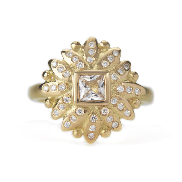Bella Ring - 18ct Gold, Diamonds & Sapphire