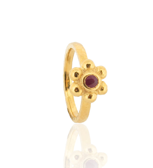 Grace Ring - Ruby - Gold